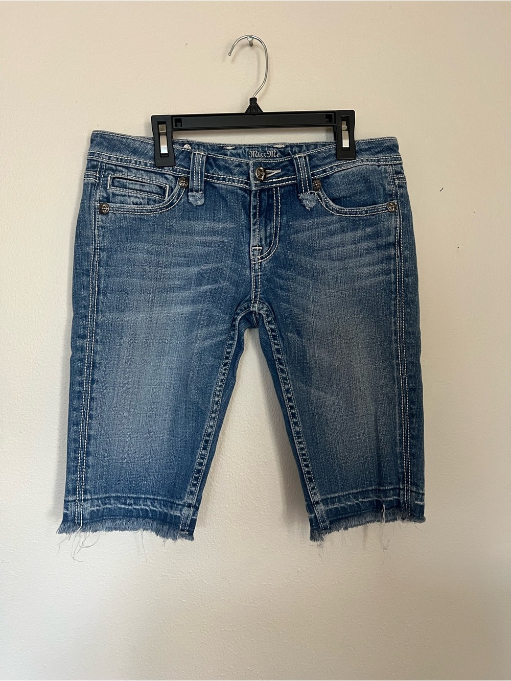 Miss Me Jeans Womens 28 Bermuda Denim Shorts Distressed Raw Hem Y2K